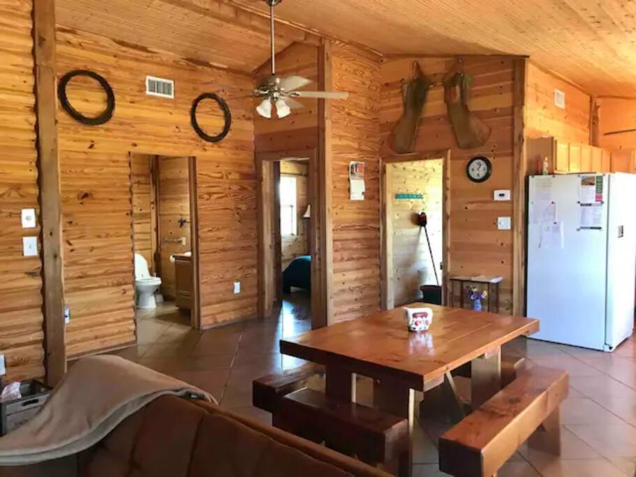 Cottonwood Creek Cabins - Alpine, Tx Экстерьер фото